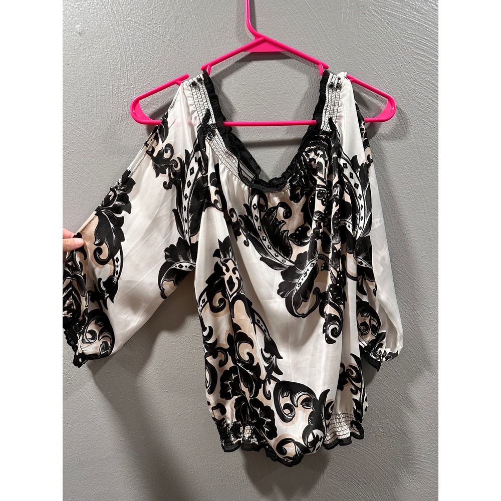 White House Black Market Cold Shoulder Damask Studded Blouse Black White Medium